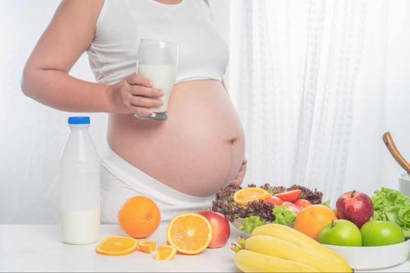 bà bầu uống thừa axit folic có sao không